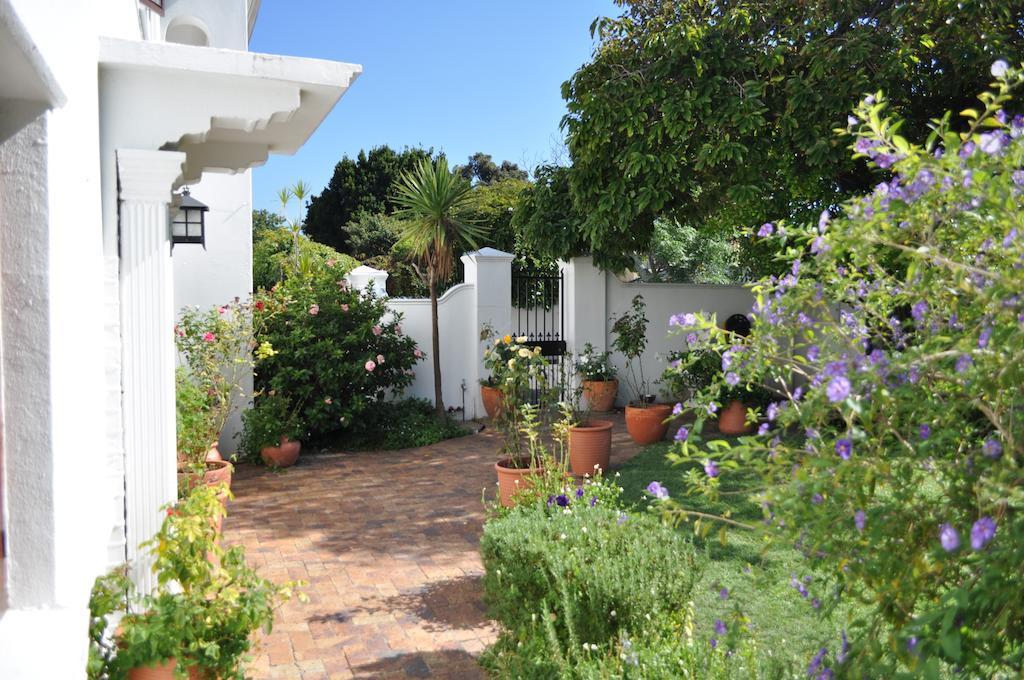 Applegarth B&B And Self-Catering Studios Cape Town Exterior photo